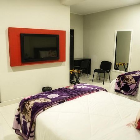 Hotel El Rubi Huaraz  Exteriör bild