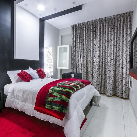 Hotel El Rubi Huaraz  Exteriör bild