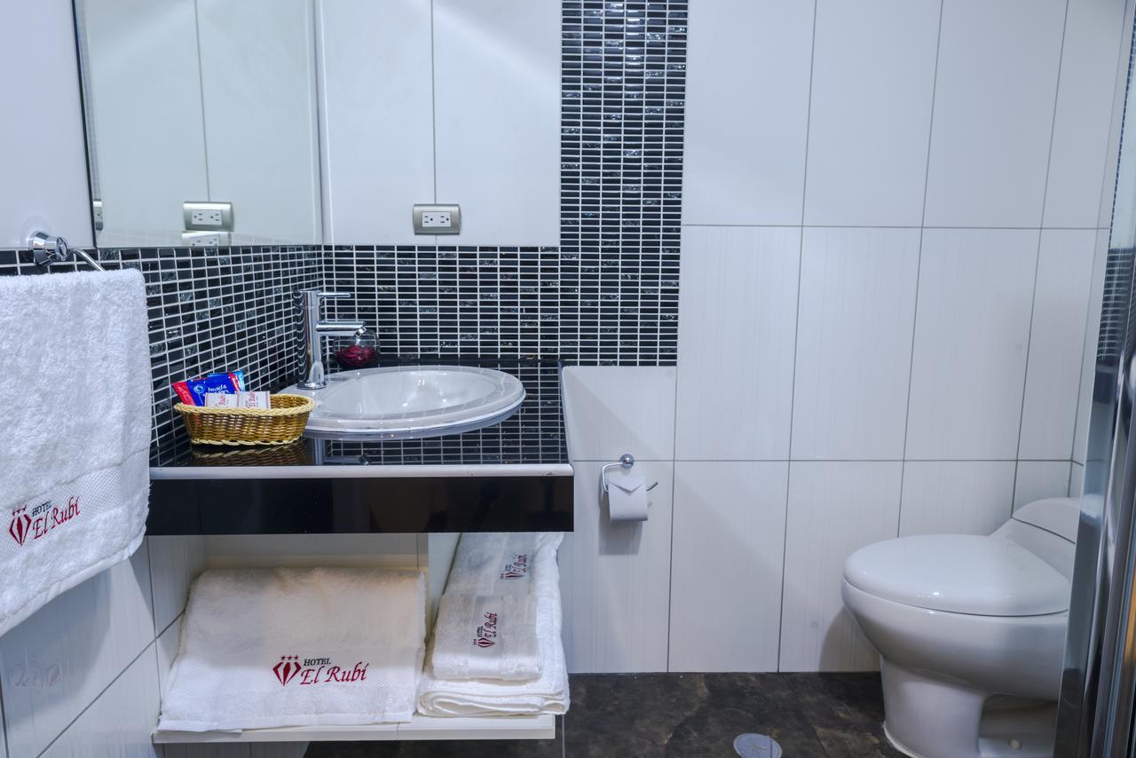 Hotel El Rubi Huaraz  Exteriör bild